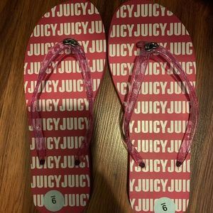 Juicy couture flip flops